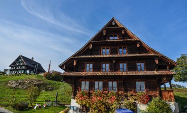Luzern, İsviçre için güzel bir gün kırsal evde.