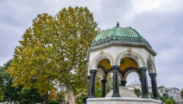 Istanbul Turchia Settembre 2018 Fontana Tedesca Fontana Stile Gazebo Nell — Foto Stock