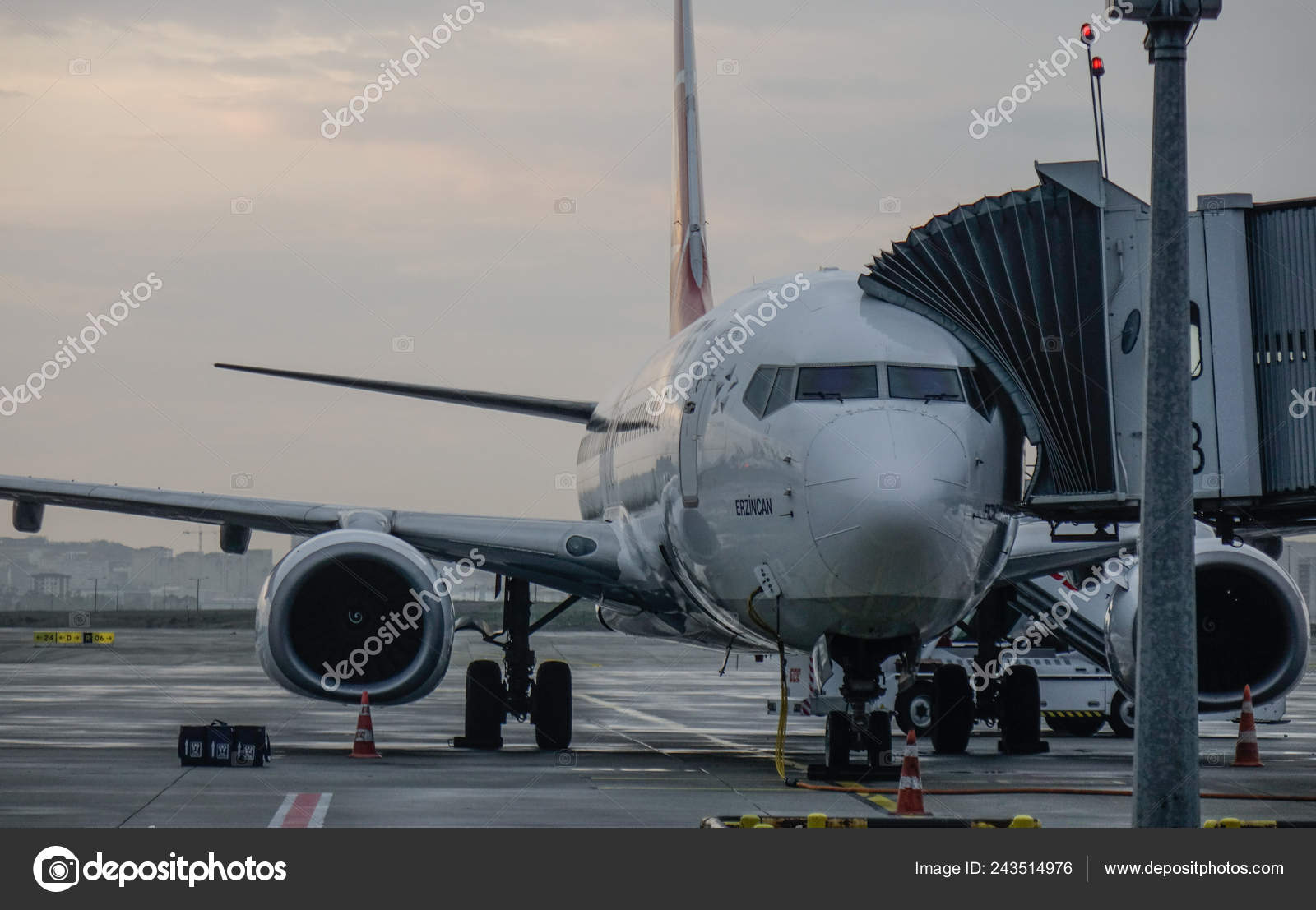 Istanbul Turkey Sep 2018 Boeing 737 800 Airplane Turkish