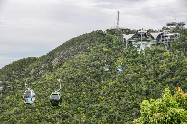 Langkawi Malásia Abril 2018 Paisagem Montanhosa Com Teleférico Ilha Langkawi — Fotografia de Stock