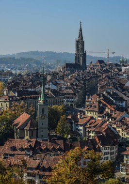 Bern, İsviçre Ortaçağ şehrin havadan görünümü. Bern tarihi eski şehir UNESCO Dünya Miras Listesi 1983 yılında oldu..