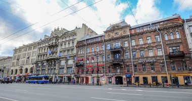 St. Petersburg, Rusya - 8 Ekim 2016. Şehir merkezinde St Petersburg, Rusya Federasyonu bulunan eski binalar. Saint Petersburg Rusya başkenti yapıldı..