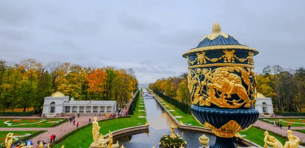 San Pietroburgo Russia Ottobre 2016 Grande Cascata Del Palazzo Peterhof — Foto Stock