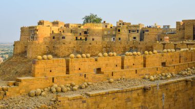 Jaisalmer Fort görünümünü. Jaisalmer eski ortaçağ Ticaret Merkezi ve Rajasthan, Hindistan soylu bir durumda olduğunu.