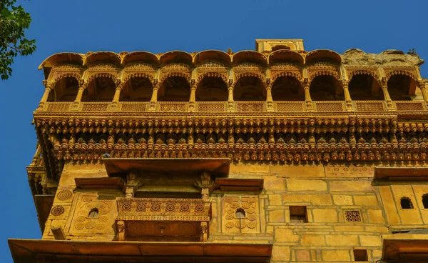 贾萨尔默堡的古老宫殿 贾萨尔默是印度拉贾斯坦邦的前中世纪贸易中心和贵族邦 — 图库照片