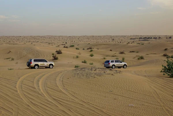 Dubai Emiratos Árabes Unidos Diciembre 2018 Suv Coche 4X4 Desierto —  Fotos de Stock