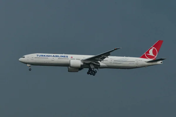 Kuala Lumpur Malaysia May 2018 Boeing 777 300Er Airplane Turkish — Stock Photo, Image