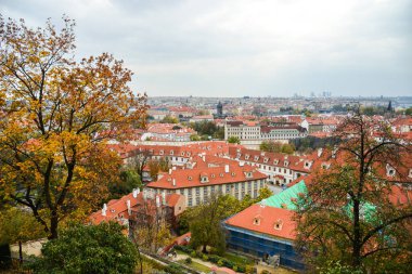 Eski Praha (Prague), Çek dili, havadan görünümü Prag Avrupa en büyüleyici, renkli ve güzel şehirlerinden biridir.