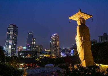 Seoul, Güney Kore - Eylül 15, 2016. Gangnam Seoul bölgesinde Bongeunsa Tapınağı. Bongeunsa 794 Kral Wonseong döneminde kuruldu..