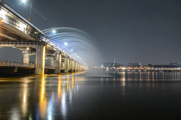 Seúl Corea Del Sur Septiembre 2016 Banpo Bridge Rainbow Fountain — Foto de Stock