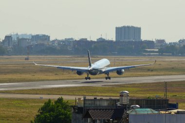 Saigon, Vietnam - 19 Şubat 2019. Airbus A350-900 uçak Vietnam Havayolları (Skyteam üniforma) Tan Son Nhat Havaalanı (Sgn açılış).