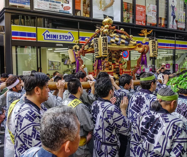 Tokio Japonia Maja 2017 Procesja Mikoshi Matsuri Festiwalu Tokio Japonia — Zdjęcie stockowe