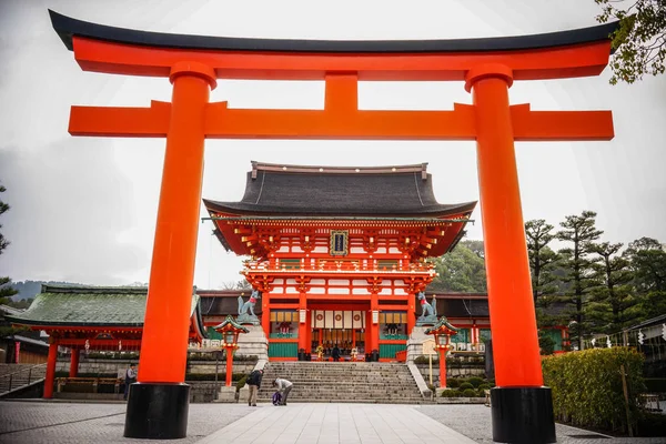 Fushimi Inari Taisha en Kyoto, Japón — Foto de Stock