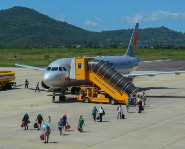 Önlük alan, Bagaj ile seyahat etmek