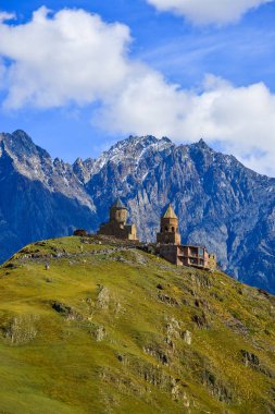 Gergeti Trinity Kilisesi (Tsminda Sameba)