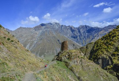 Dağ manzarası Kazbegi, Gürcistan 