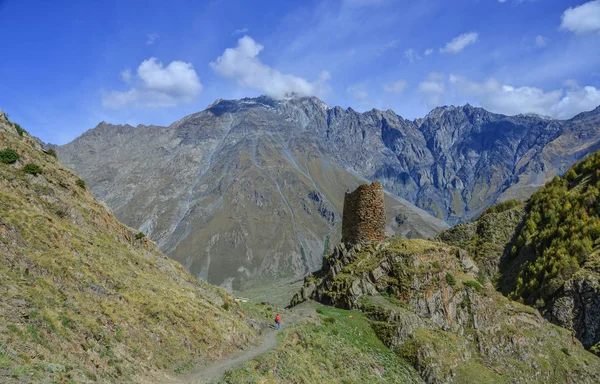 Mountain scenery of Kazbegi, Georgia — Stock Photo, Image