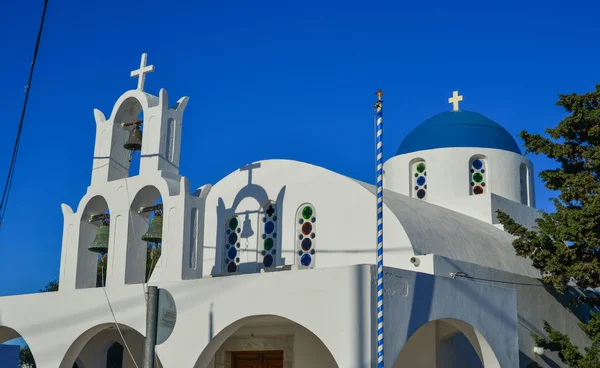 Ortodoxa kyrkan på Santoriniön — Stockfoto