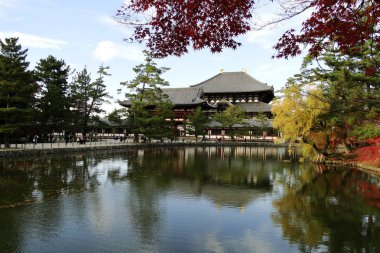 Todaiji Tapınağı sonbaharda nara, Japonya
