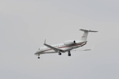 Tan Son Nhat Havaalanı iniş uçak