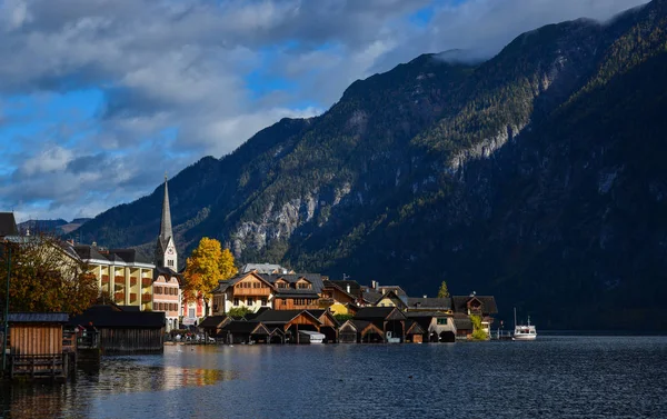 オーストリアの美しいハルシュタットの村 — ストック写真