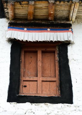 Antik Tapınağı ahşap kapı 