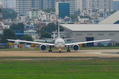 Yolcu uçakları piste Taksilemek