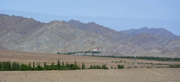 Ladakh, Hindistan kuzeyinde Mountainscape — Stok fotoğraf