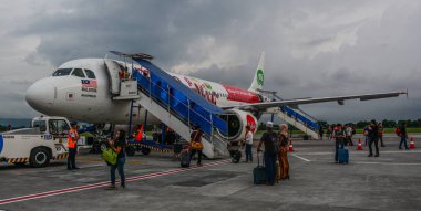 Uluslararası havaalanında yerleştirme uçak 