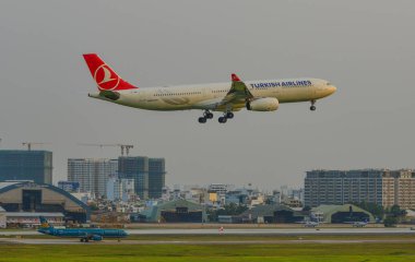 Uçak gökyüzünde yalan 