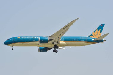 (Sgn Saigon havaalanına iniş uçak)