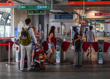 BTS tren istasyonu Bangkok, Tayland 