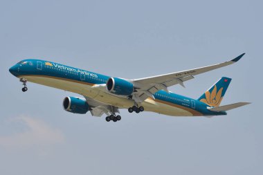 (Sgn Saigon havaalanına iniş uçak)