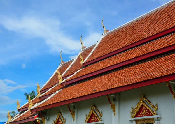 Buddhist temple in Chiang Mai, Thailand — Stock Photo, Image