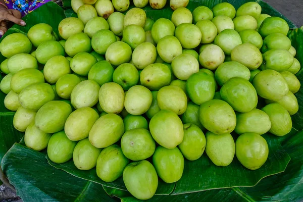 Ziziphus mauritiana no mercado rural — Fotografia de Stock