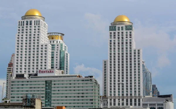 Edificios modernos en Bangkok, Tailandia — Foto de Stock