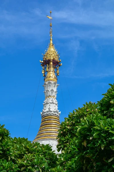 Buddhist temple in Chiang Mai, Thailand — Stock Photo, Image