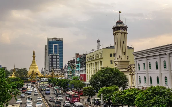 Cityscape of Yangon, Myanmar — Stock Photo, Image