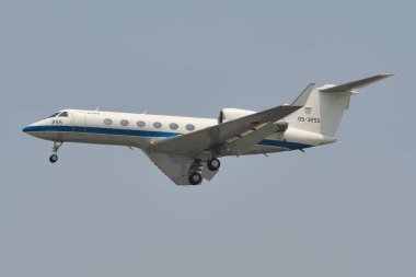 (Sgn Saigon havaalanına iniş uçak)