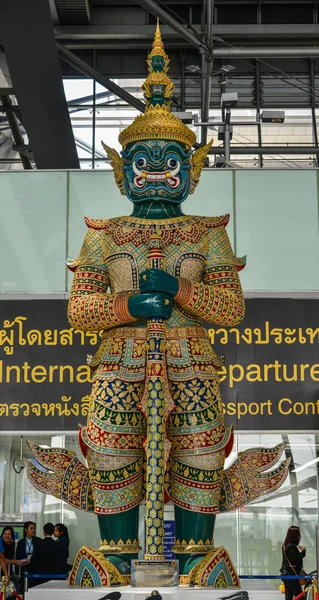 Statua di Dio all'aeroporto di Bangkok — Foto Stock