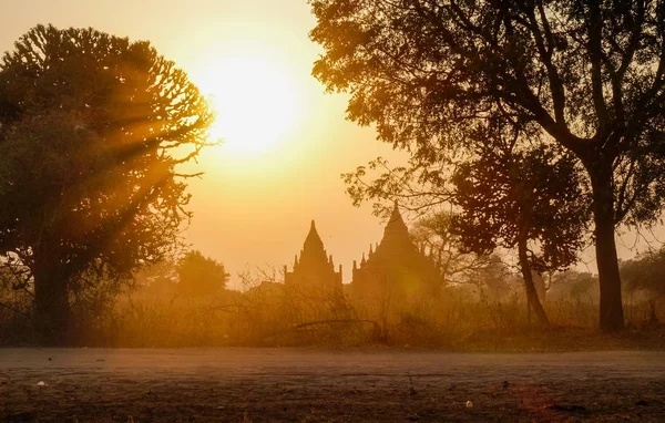 Świątynie buddyjskie w Bagan, Birma — Zdjęcie stockowe