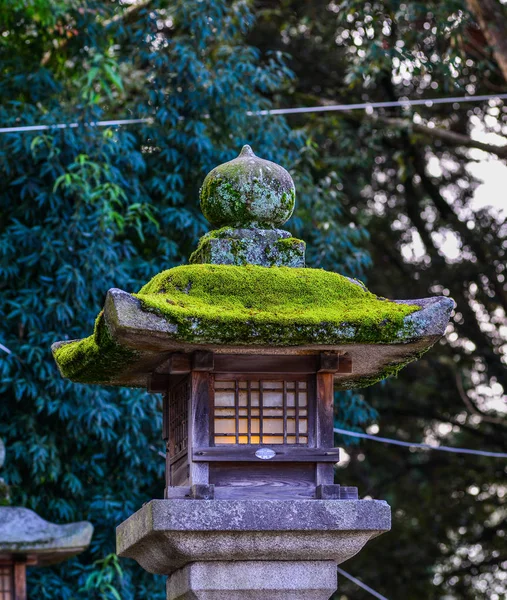 Japanese ancient stone lantern — Stock Photo, Image