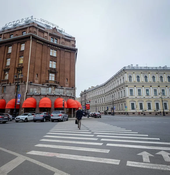 Vecchi edifici a San Pietroburgo — Foto Stock
