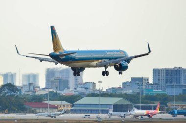 Havaalanında açılış yolcu uçak 