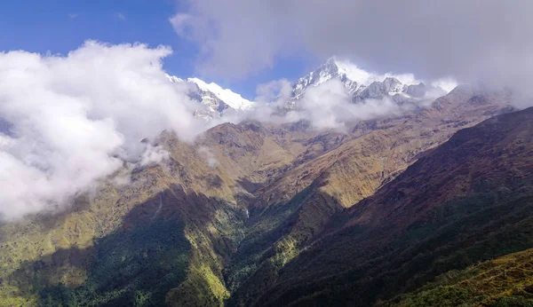 Himalaya góra krajobraz — Zdjęcie stockowe