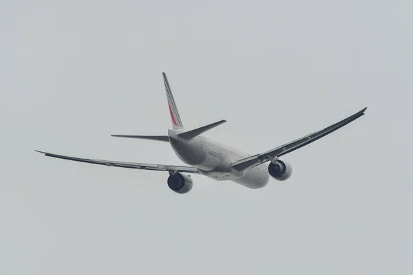 Tokyo Japon Avril 2019 Gzni Air France Décollage Boeing 777 — Photo