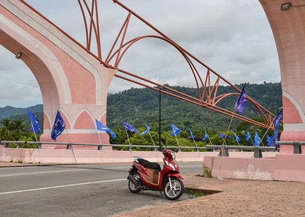 Langkawi Malásia Abril 2018 Estacionamento Scooter Estrada Rural Langkawi Island — Fotografia de Stock