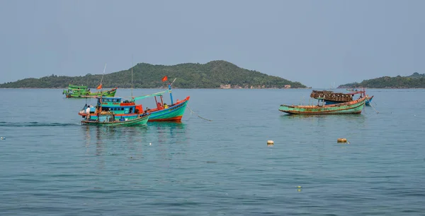 Киен Зянг Вьетнам Прибл 2018 Деревянные Лодки Причаливающие Острову Нам — стоковое фото