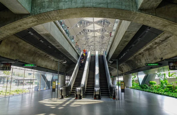 Singapur Lutego 2018 Wnętrze Stacji Mrt Singapurze Mrt Szybki System — Zdjęcie stockowe