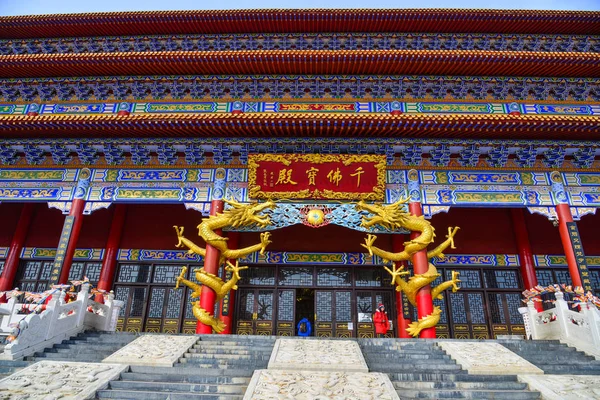 哈尔滨 2018年2月25日 中国哈尔滨的中国寺庙的一部分 哈尔滨是中国东北黑龙江省的省会 — 图库照片